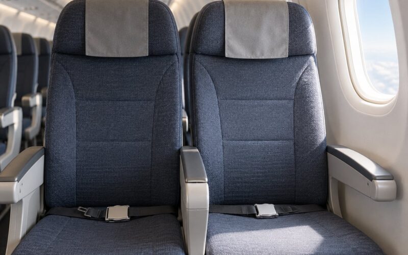 Basic Economy vs Main Cabin Differences: Simple Guide (2026)